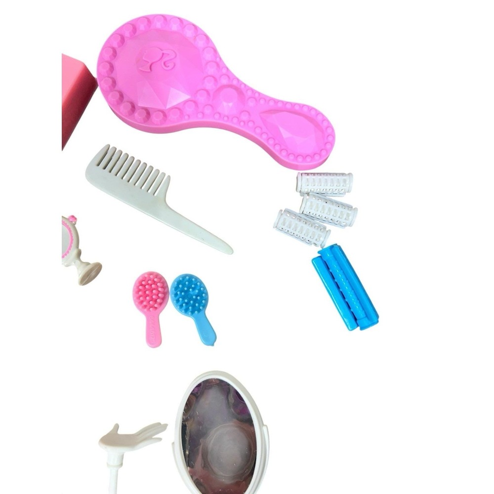 Mixed Doll Accessories‎ Lot Barbie MLP She-Ra Strawberry Shortcake Combs Brushes - Picture 3 of 7